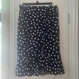 White House Black Market printed polka dot poplin skirt. NEW WITH TAGS!